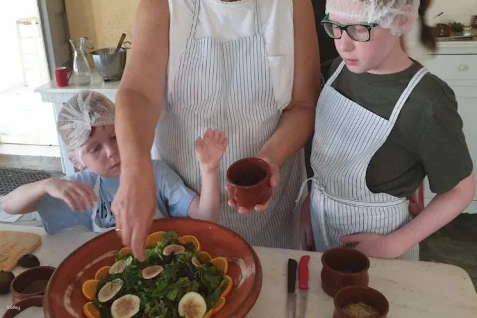 Paros cooking class with transportation