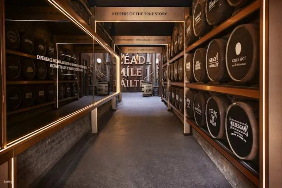 Tour and Blending Experience at Irish Whiskey Museum