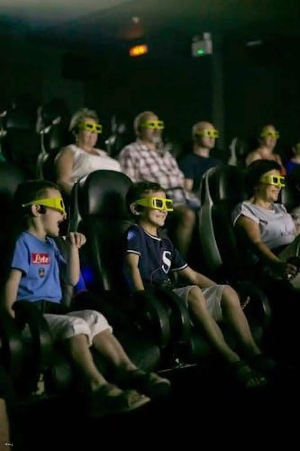 Throne of Helios 9D Cinema Experience