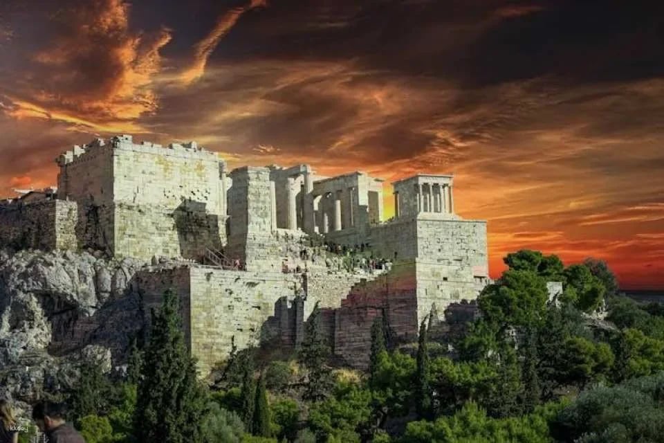 Acropolis and Athens sightseeing half-day Spanish guided tour