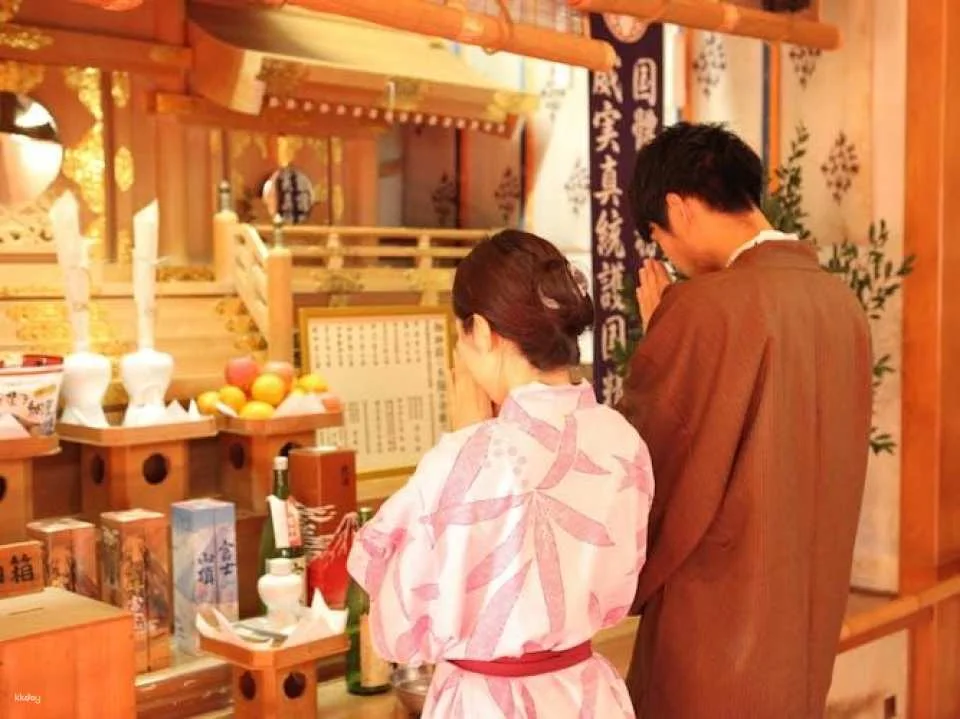 Hot Spring Experience at Hotel Kaminoyu Onsen in Yamanashi
