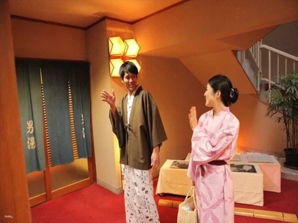 Hot Spring Experience at Hotel Kaminoyu Onsen in Yamanashi