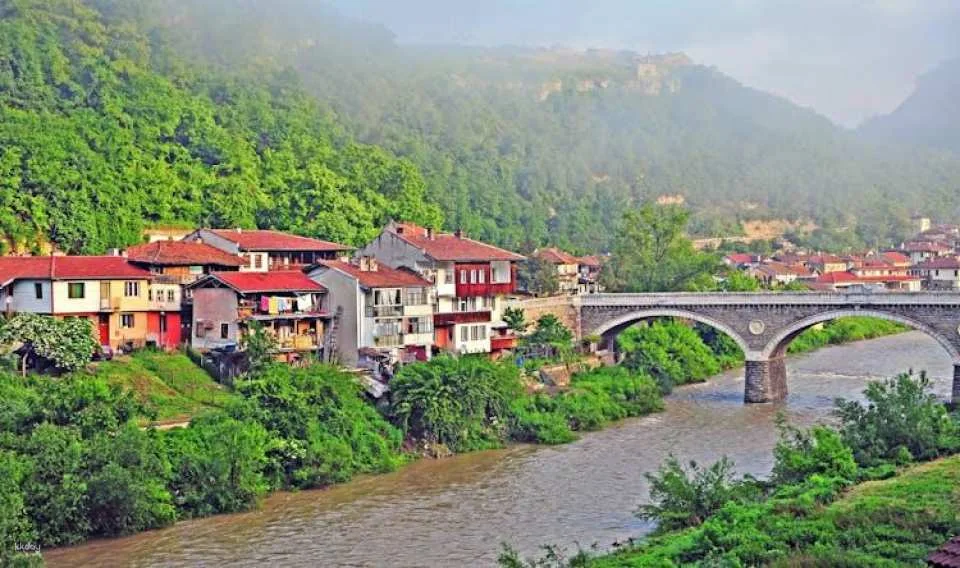Bulgaria full-day guided tour from Bucharest