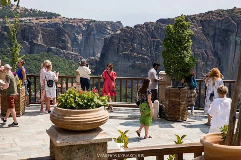 Meteora Day Trip From Athens in English or Spanish With Optional Lunch