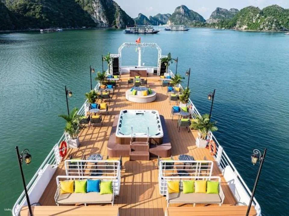 Lan Ha Bay and Cat Ba Island guided day tour