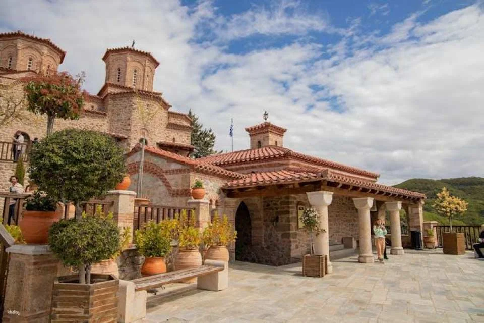 Meteora monasteries and Hermit Caves full-day tour from Athens