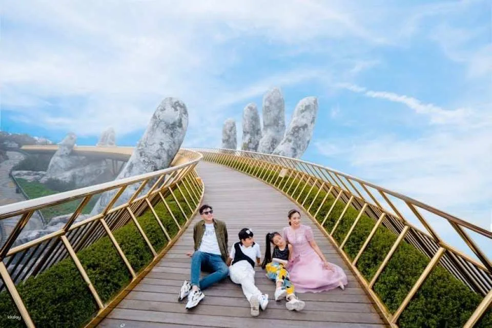 Ba Na Hills Sun World and Golden Bridge day tour from Da Nang