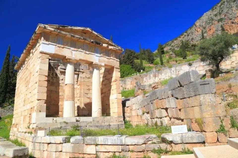 Entrance ticket to Delphi archaeological site and museum