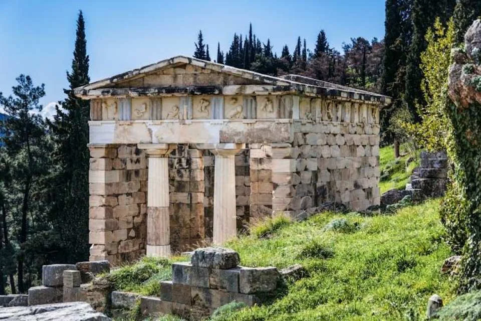 Entrance ticket to Delphi archaeological site and museum