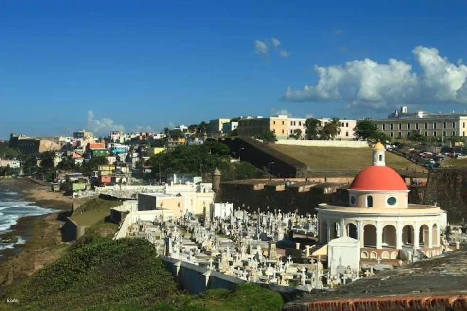 Self-guided walking audio tour of the old San Juan