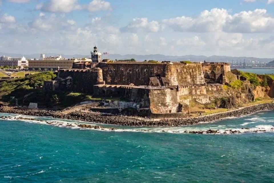 Self-guided walking audio tour of the old San Juan