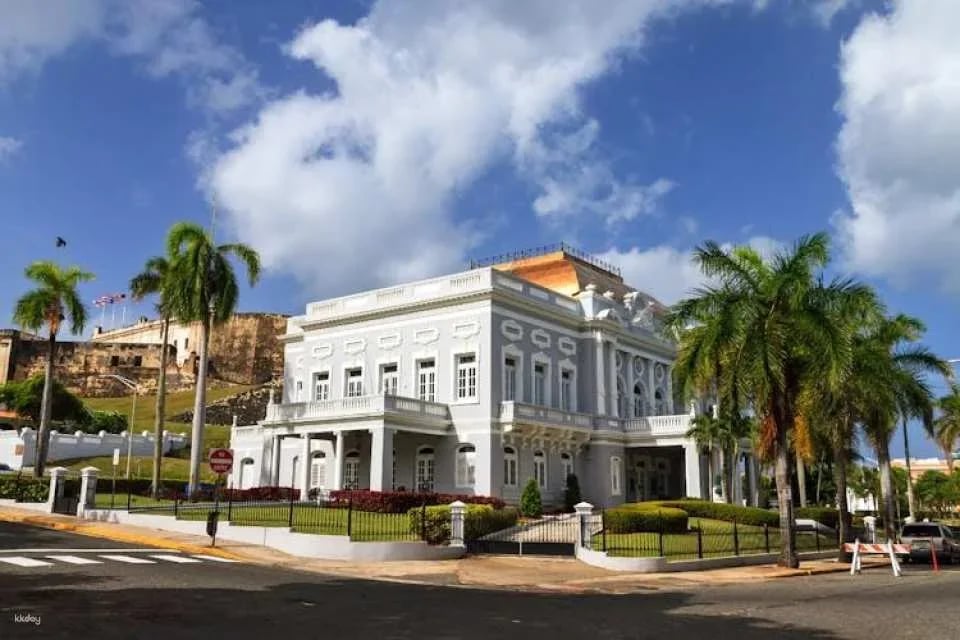 Self-guided walking audio tour of the old San Juan