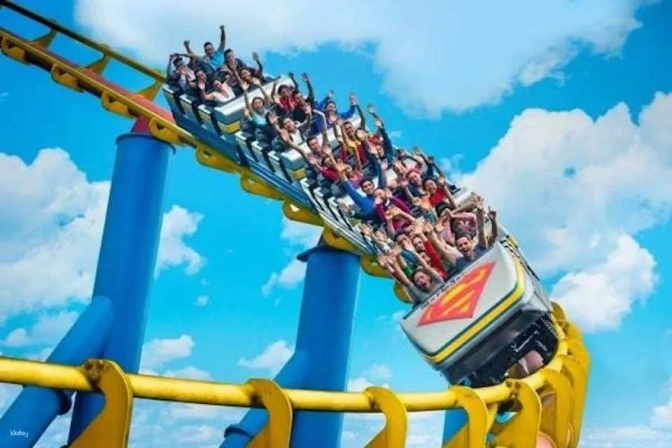 Six Flags Amusement Park tickets with private transfer