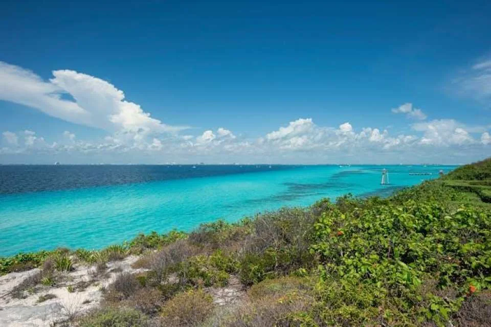 Isla Mujeres catamaran all-inclusive tour from Cancún