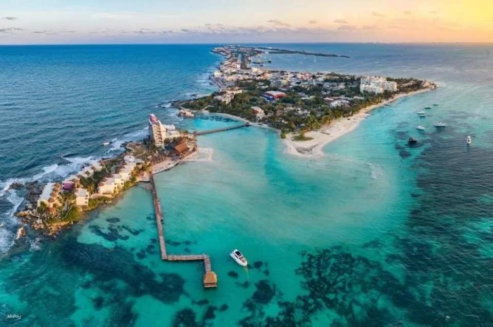 Isla Mujeres catamaran all-inclusive tour from Cancún