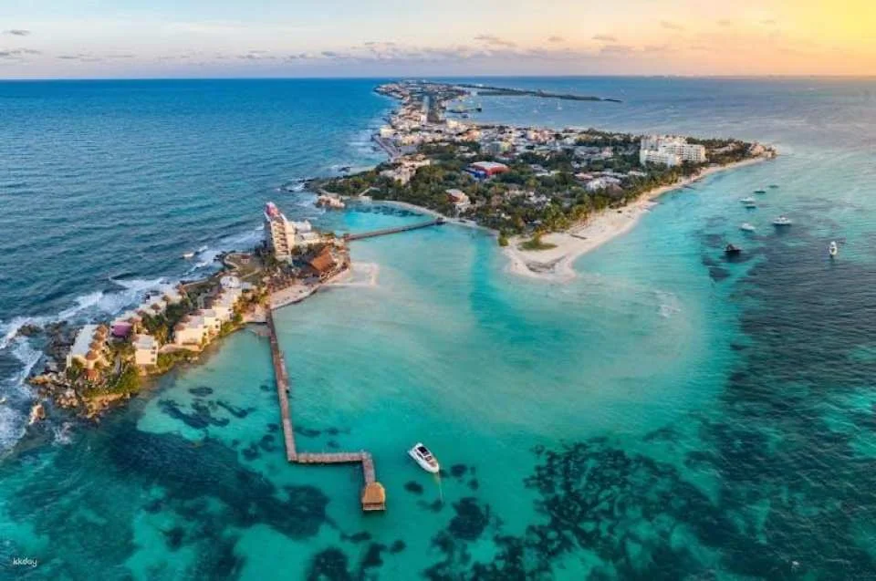 Isla Mujeres catamaran all-inclusive tour from Cancún