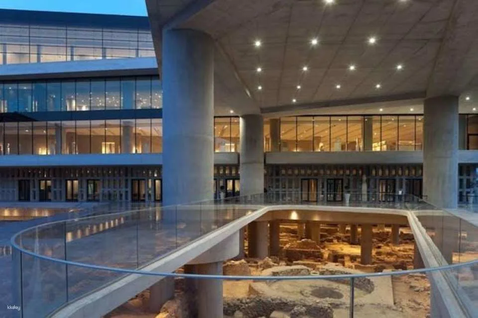 Acropolis Museum discovery private guided walking tour