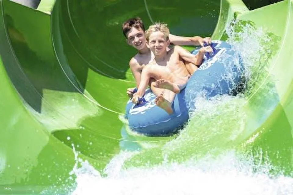 Acqua Plus Waterpark Ticket