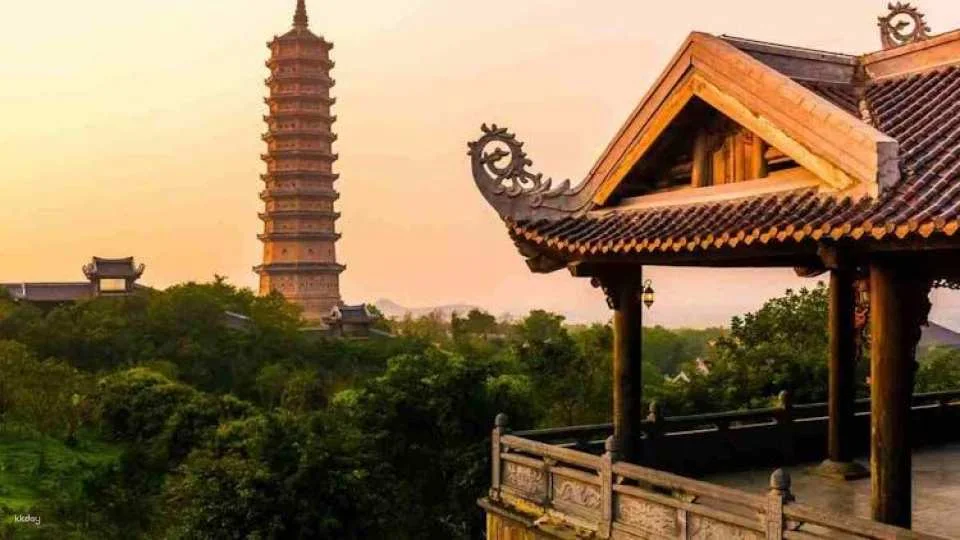 Bai Dinh Pagoda and Trang An Guided Tour with Buffet Lunch