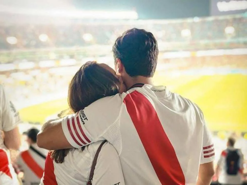 Buenos Aires River Plate home game with local host and transfer