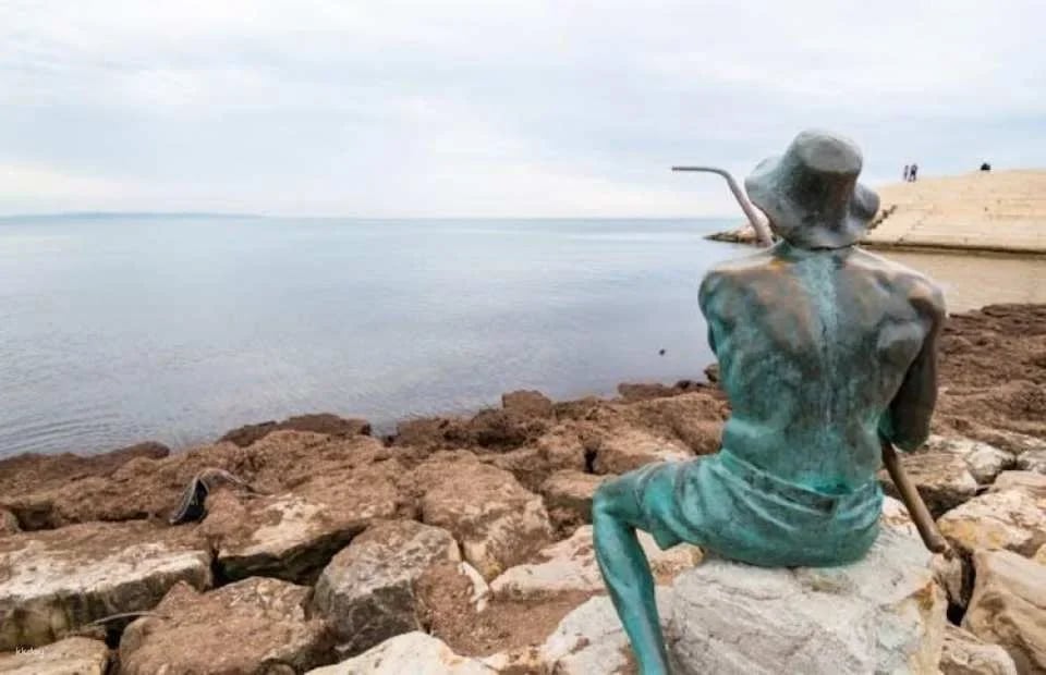 Walking tour of Durres with Roman Amphitheatre visit