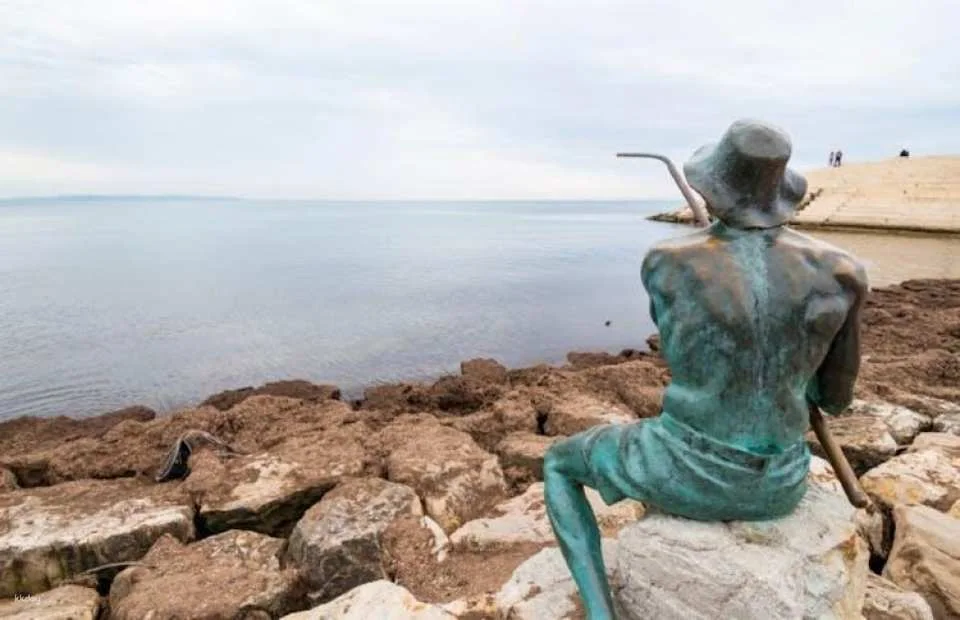 Walking tour of Durres with Roman Amphitheatre visit