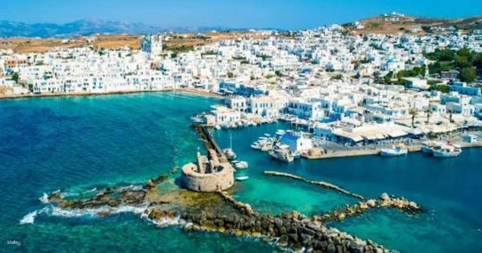 Half-day private tour of Paros highlights with transportation (619775)