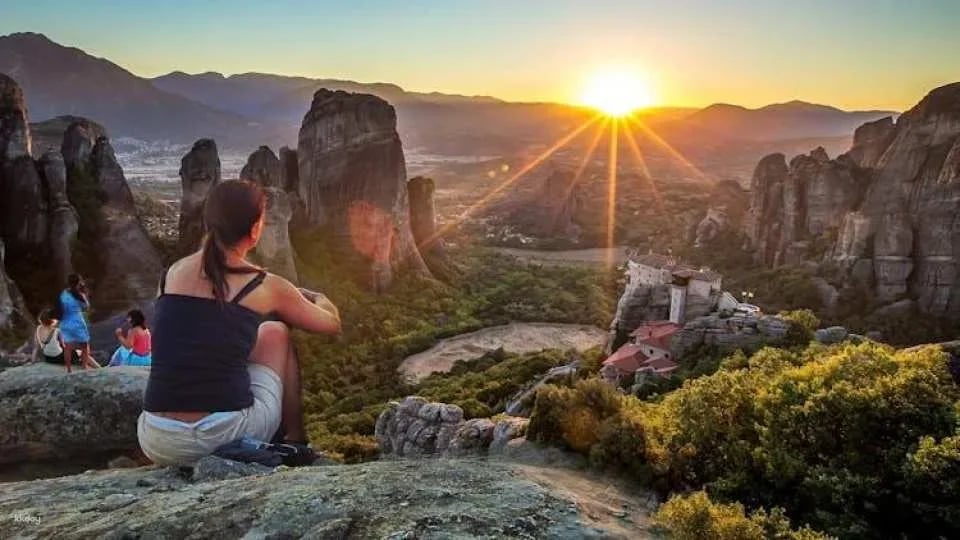 Meteora Monasteries full-day tour from Thessaloniki with local guide