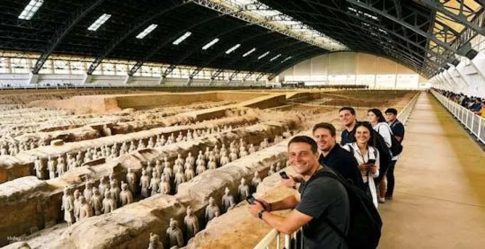Xi'an Terracotta Army and Lishan Garden tour