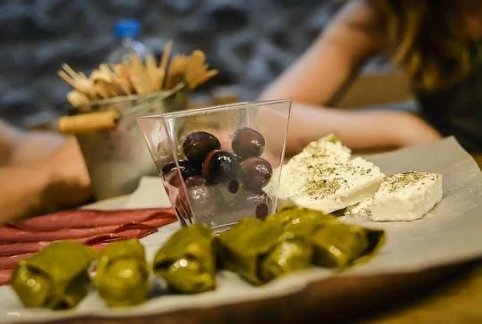 Greek gastronomy tour of Athens (619851)