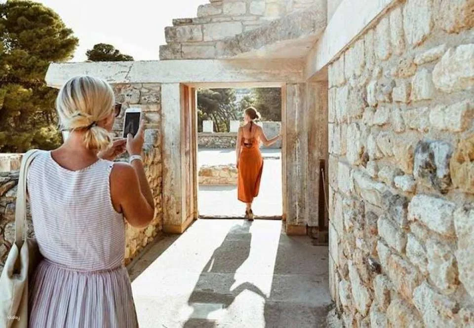 VIP tour of Lassithi Plateau and Knossos Palace