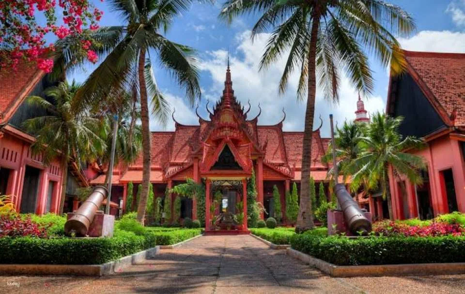 Full-day Phnompenh capital sightseeing tour