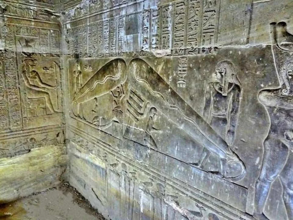 Dendera Temple,Valley of Kings,felucca cruise and lunch from Hurghada