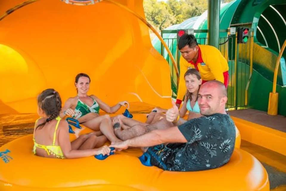 Hon Thom Cable Car and Aquatopia Water Park Entrance Ticket