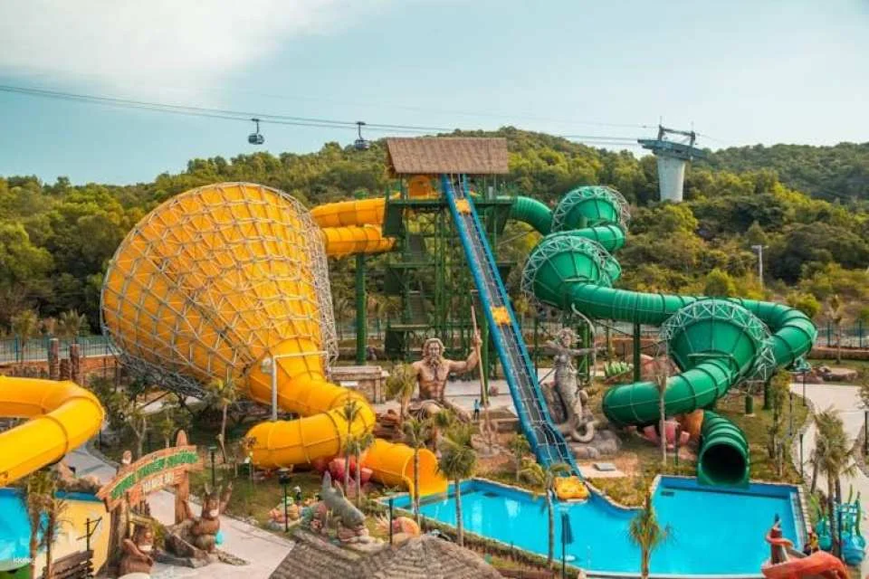 Hon Thom Cable Car and Aquatopia Water Park Entrance Ticket