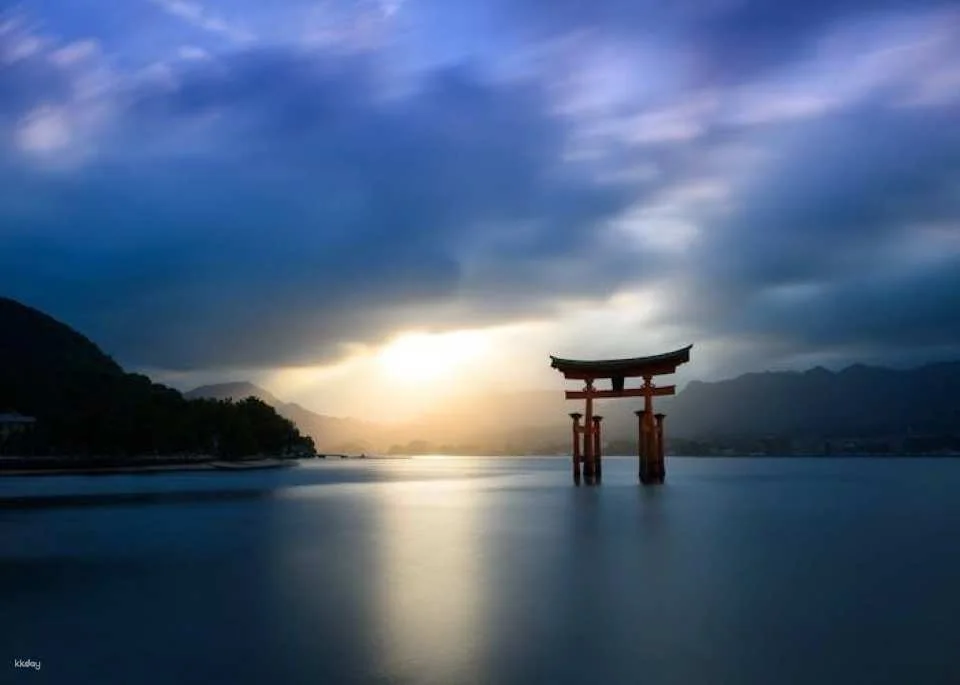 Day trip to Hiroshima and Miyajima by bullet train from Osaka