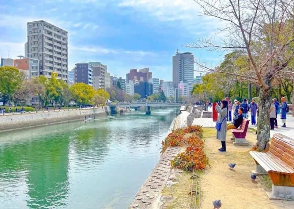 Day trip to Hiroshima and Miyajima by bullet train from Osaka