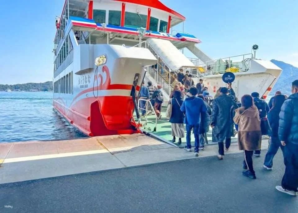 Day trip to Hiroshima and Miyajima by bullet train from Osaka