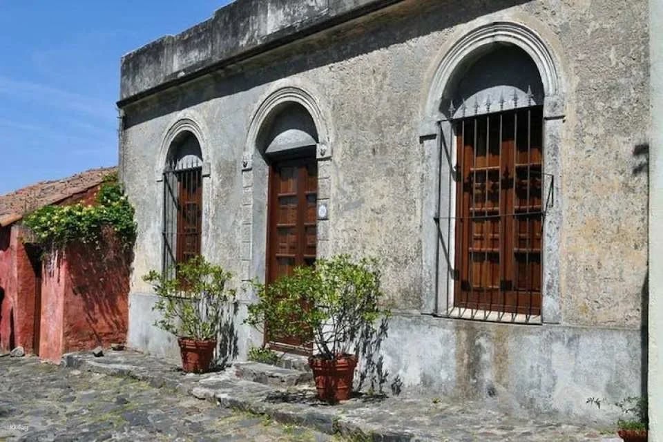 Day trip to Colonia from Buenos Aires