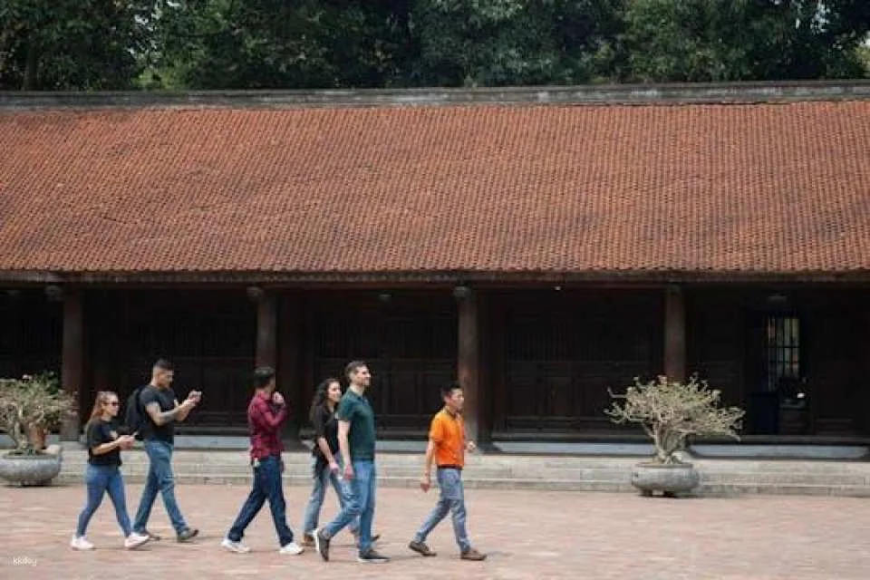 Half-day guided tour of Hanoi with lunch