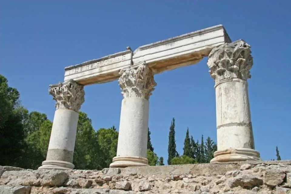 Ancient Corinth Self-Guided Audiovisual Tour with 3D Models