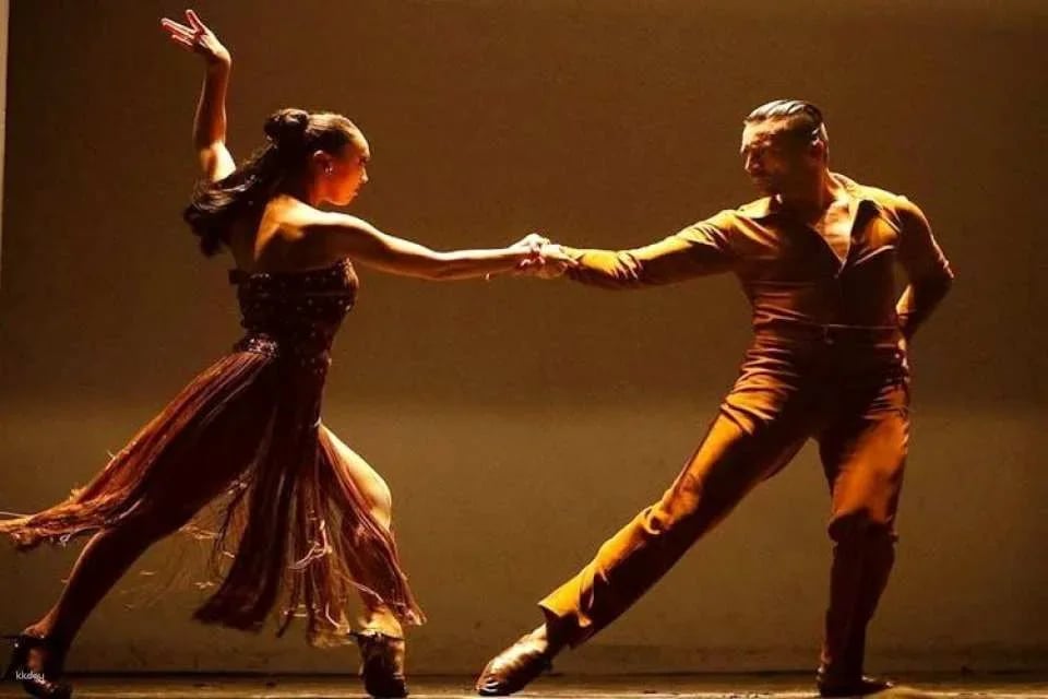 Buenos Aires Café De Los Angelitos tango show