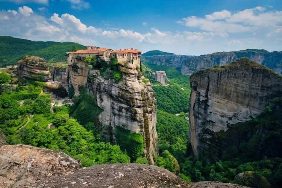 Self-guided walking audio tour of the Varlaam Monastery