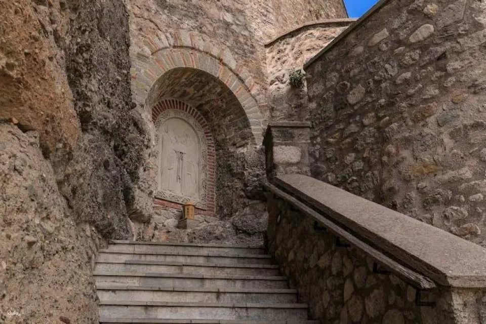 Self-guided walking audio tour of the Varlaam Monastery