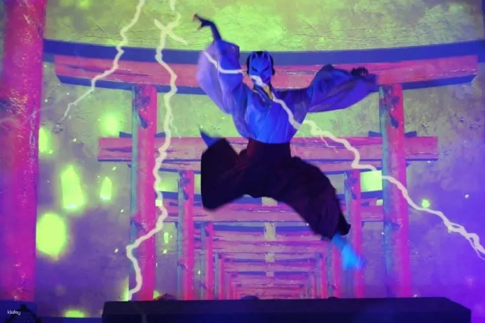 Japanese Show with Sword Fighting, Action and Dance
