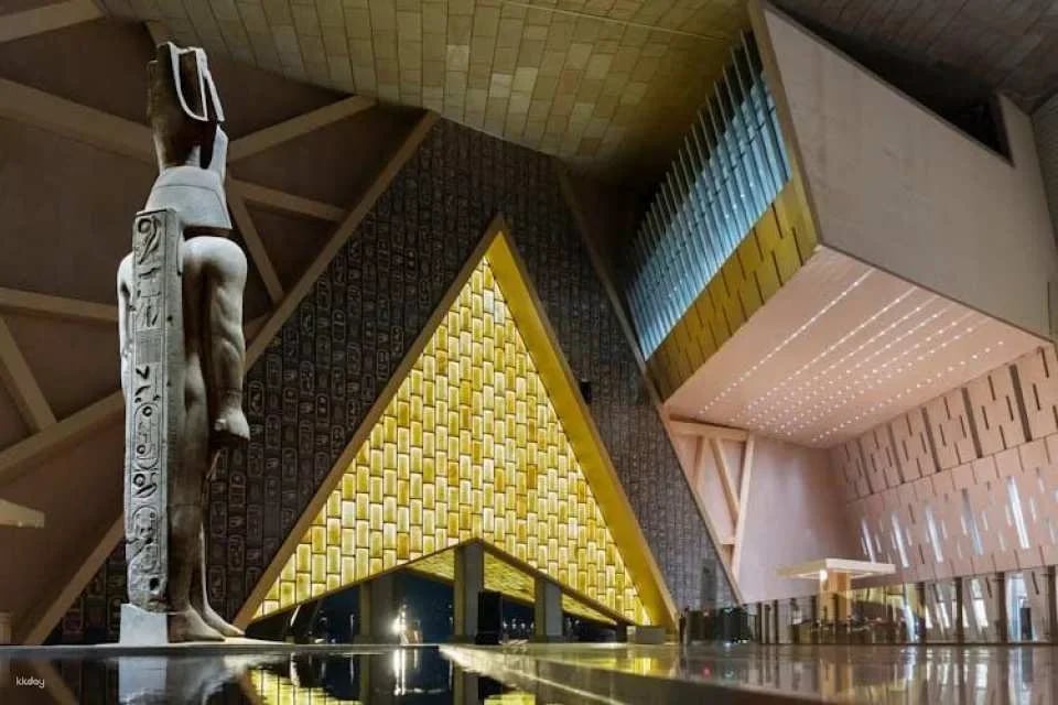 The New Museum and Giza Pyramids with lunch from Matrouh and Alamain