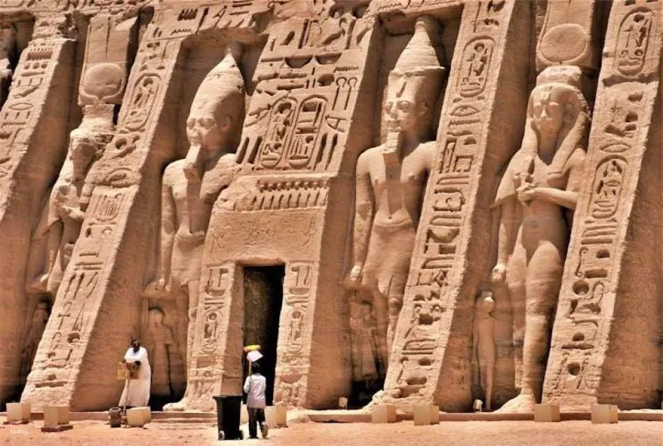 7-Day Tour of Luxor and Aswan Highlights aboard Steigenberger Minerva