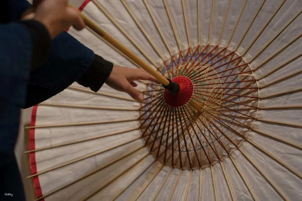 Premium Experience Wagasa Making with Professional Artisan in Kanazawa