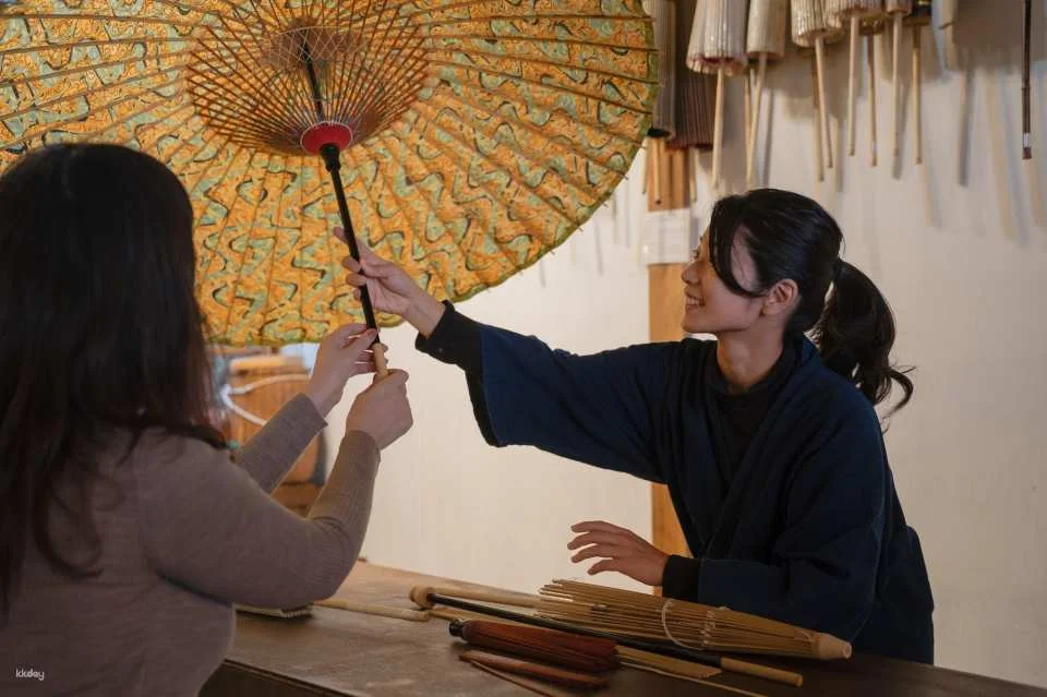 Premium Experience Wagasa Making with Professional Artisan in Kanazawa