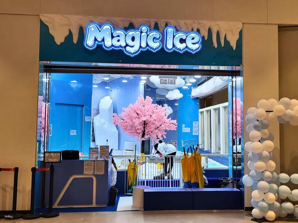 [Great Place to Go in Hong Kong] Tickets for D·Park "Magic Ice Indoor Snow Park" in Tsuen Wan | Hong Kong's Newest Children's Playground! Real Snow Experience / Top Choice for Family Fun (621260)
